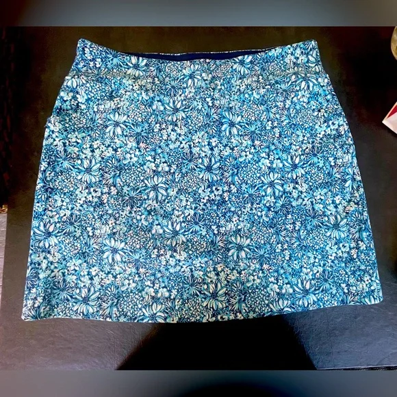 Lilly Pulitzer skort - Picture 1 of 6